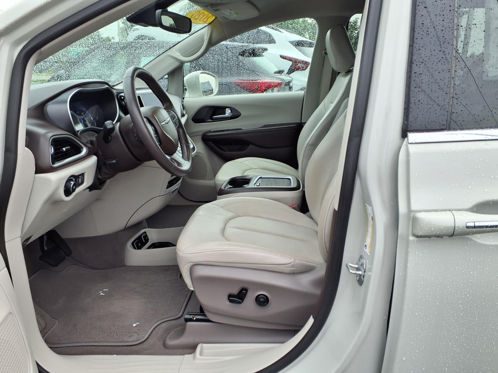 2020 Chrysler Pacifica Touring L Plus