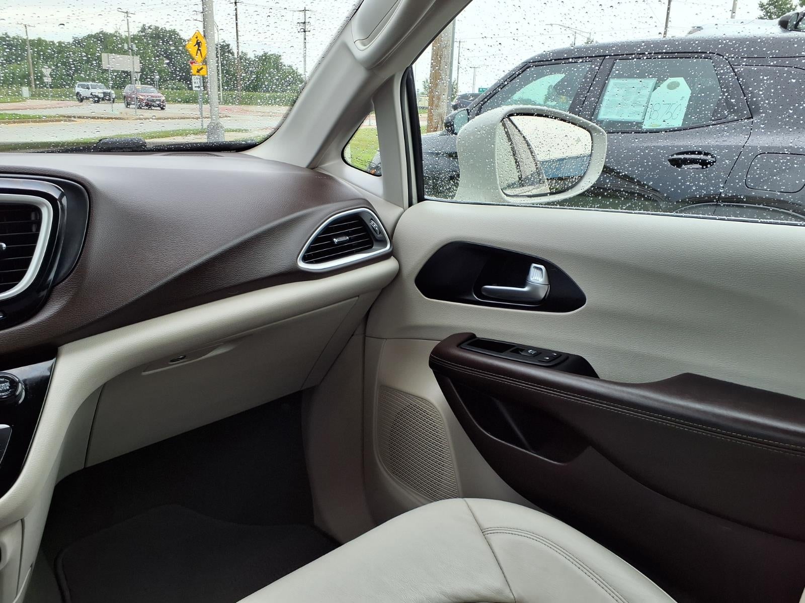 2020 Chrysler Pacifica Touring L Plus