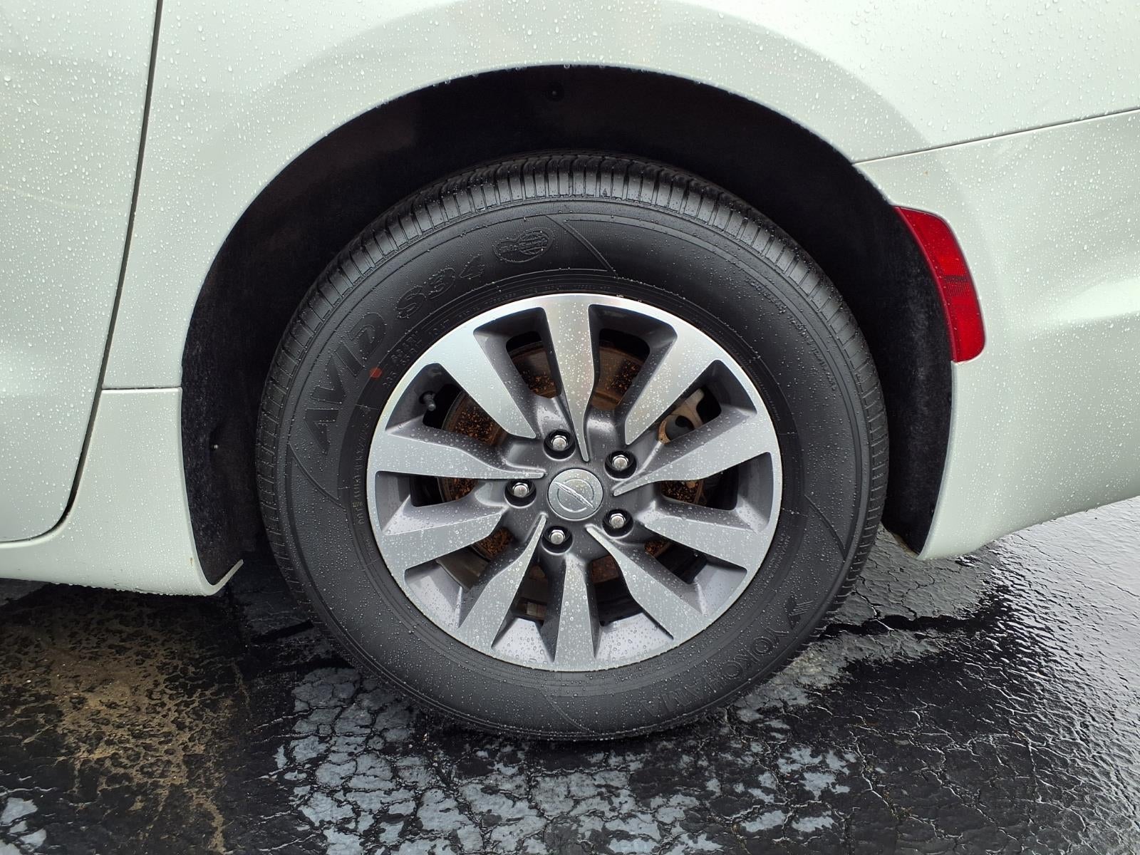 2020 Chrysler Pacifica Touring L Plus