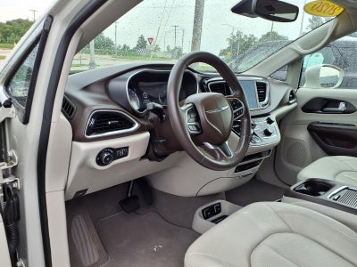 2020 Chrysler Pacifica Touring L Plus