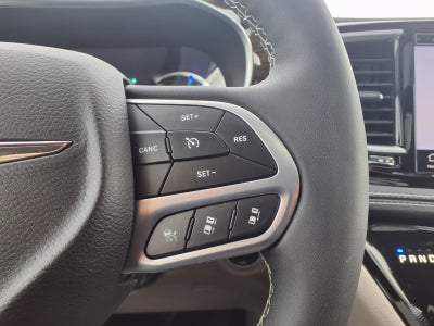 2023 Chrysler Pacifica Hybrid Limited
