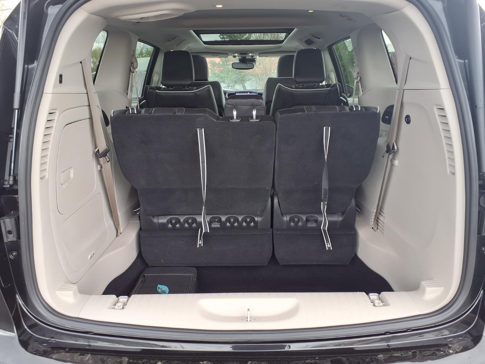 2023 Chrysler Pacifica Hybrid Limited